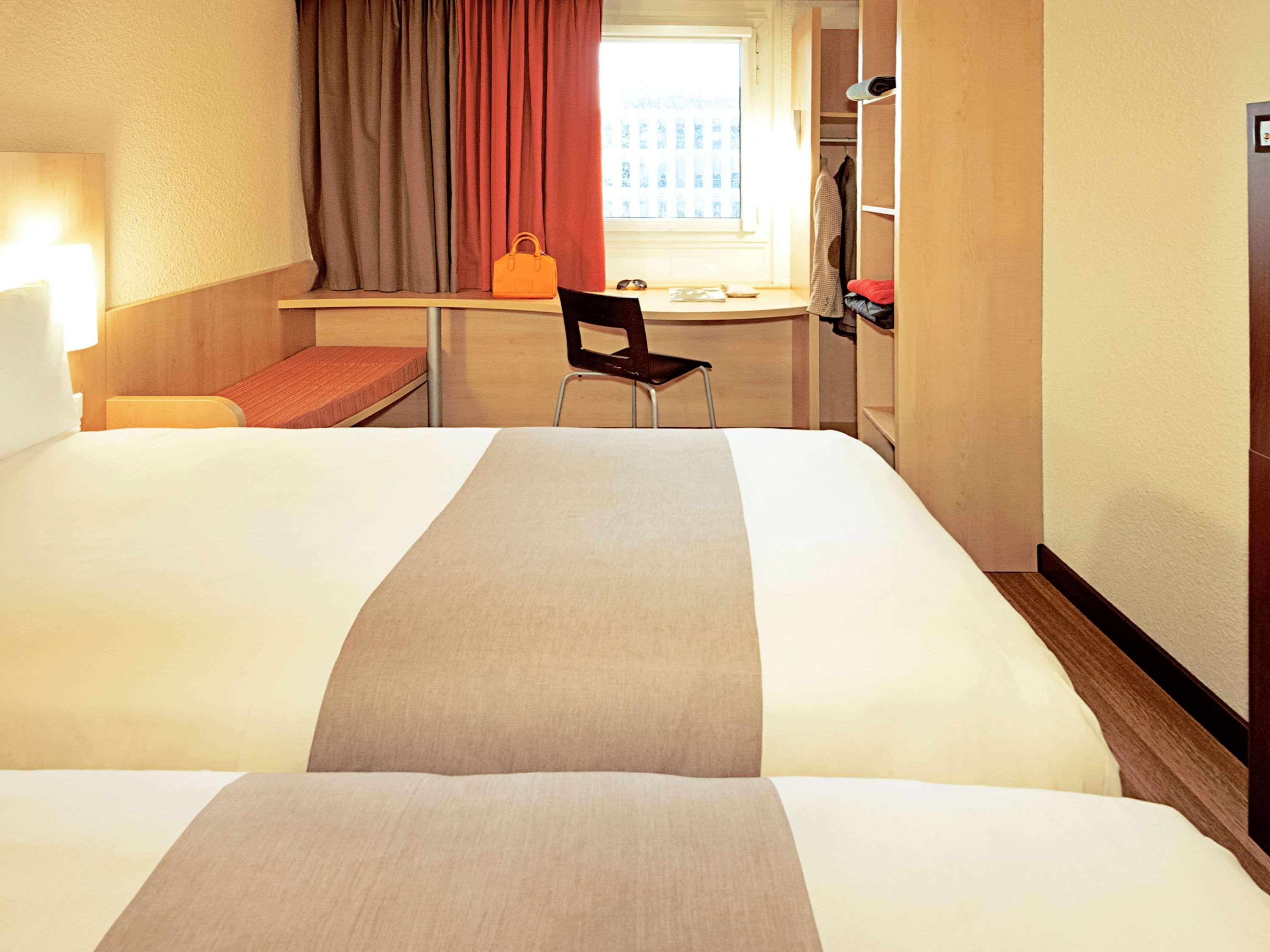 Ibis Montes Claros Shopping Hotel Bagian luar foto
