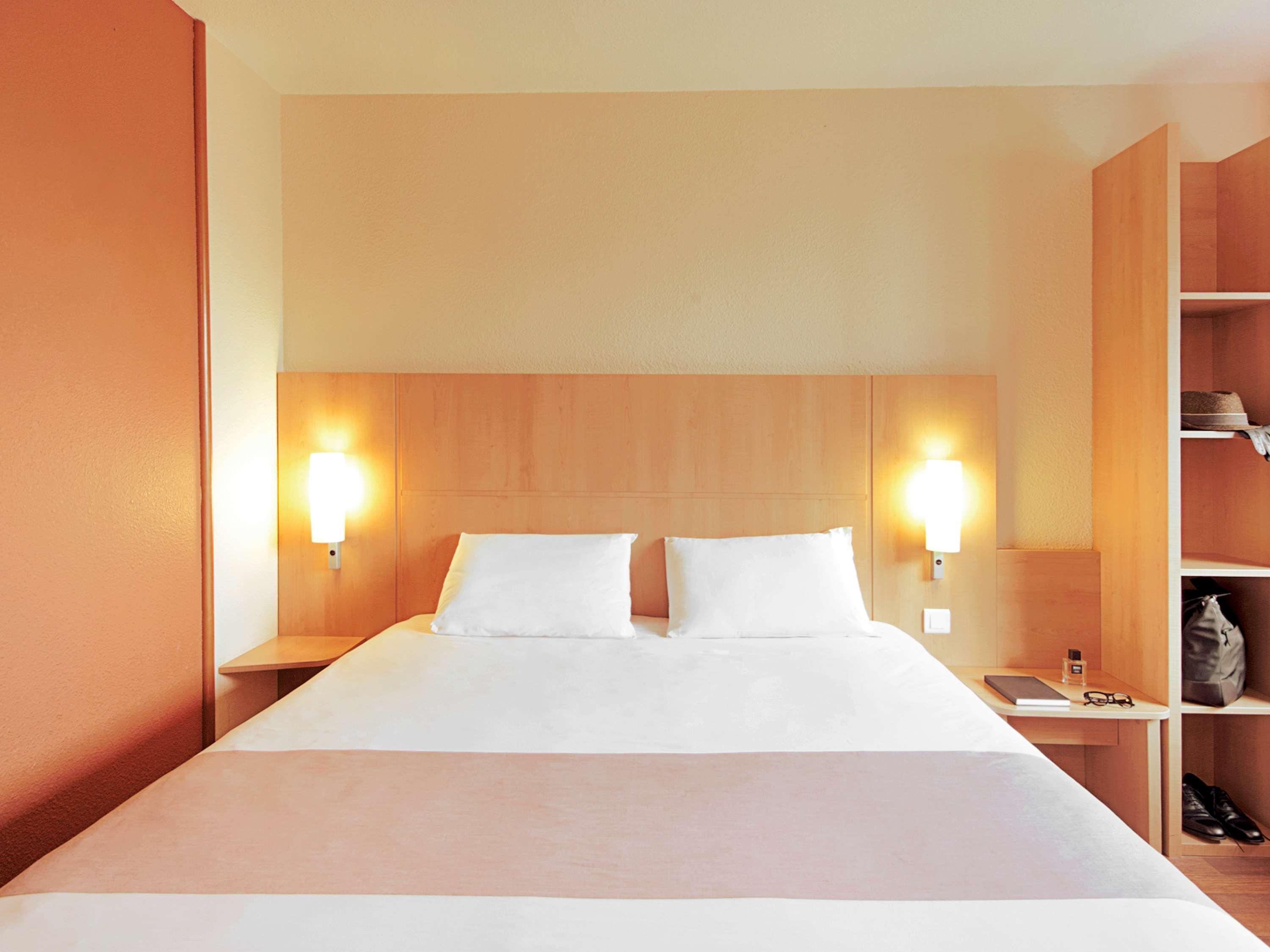 Ibis Montes Claros Shopping Hotel Bagian luar foto