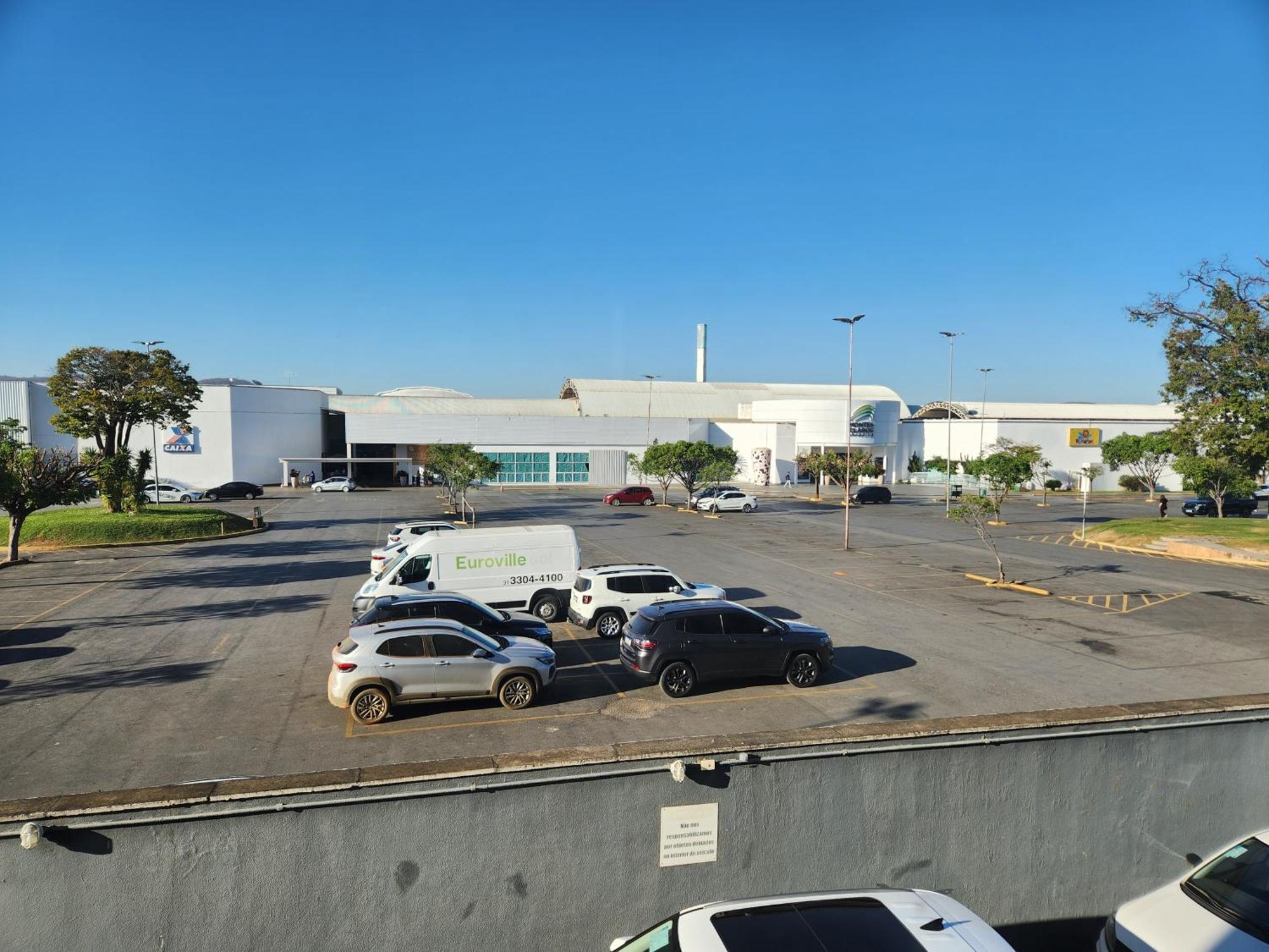 Ibis Montes Claros Shopping Hotel Bagian luar foto
